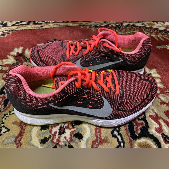 Men’s Nike size 10 - Picture 2 of 4